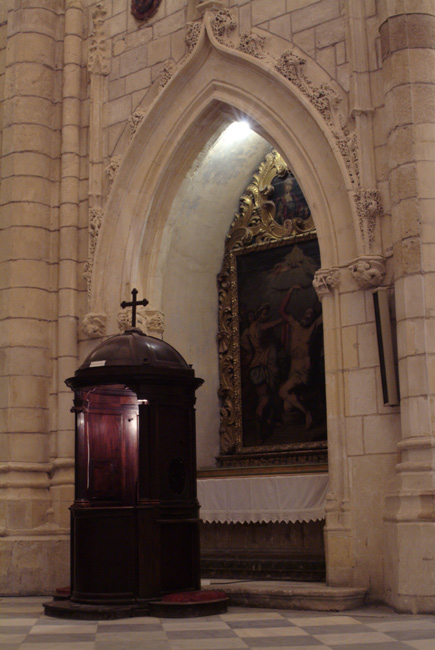 Confesionario en el interior de la Catedral de Murcia. Regin de Murcia Digital