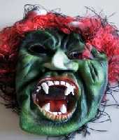 Alerta de Consumo - Mscara de demonio verde con pelo rojo (Al pulsar se abrir la foto en una nueva ventana.)